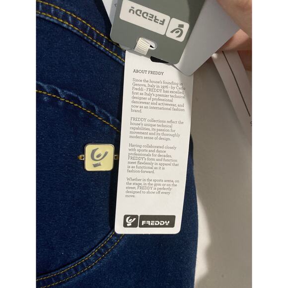 Freddy Wrup jeans NEW women’s size XL dark blue 7/8 length stretch booty lift - Picture 5 of 8